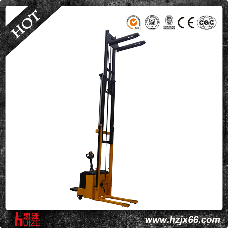 全電動堆高車(三門架) 全電動堆高車(三門架)