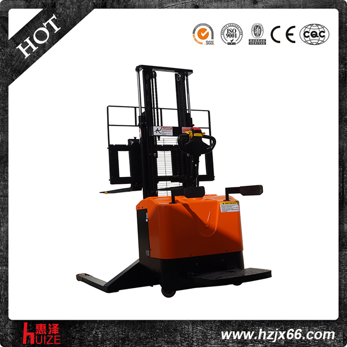 寬腿型全電動堆高車 寬腿型全電動堆高車